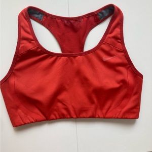 NIKE SWOOSH BRA Red Size Small